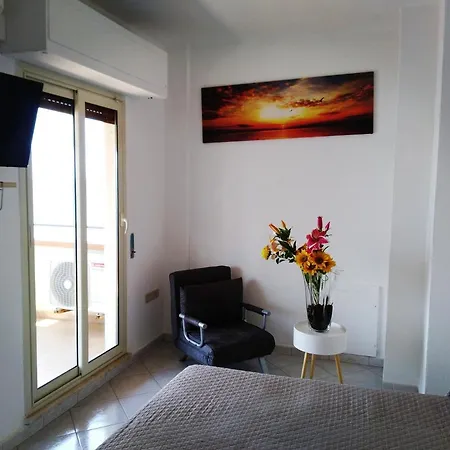 Eden Beach Snc Guest house Follonica